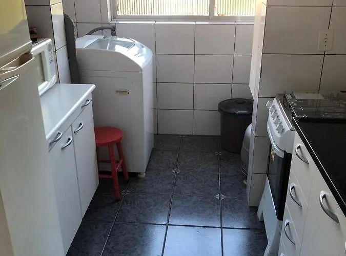 Apartamento Opcao Com Garagem Consulado, Hospitais *