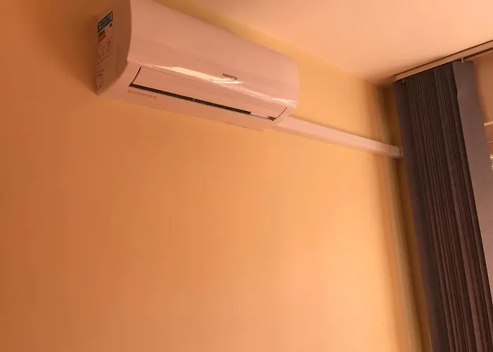 Opcao Com Garagem Consulado, Hospitais *